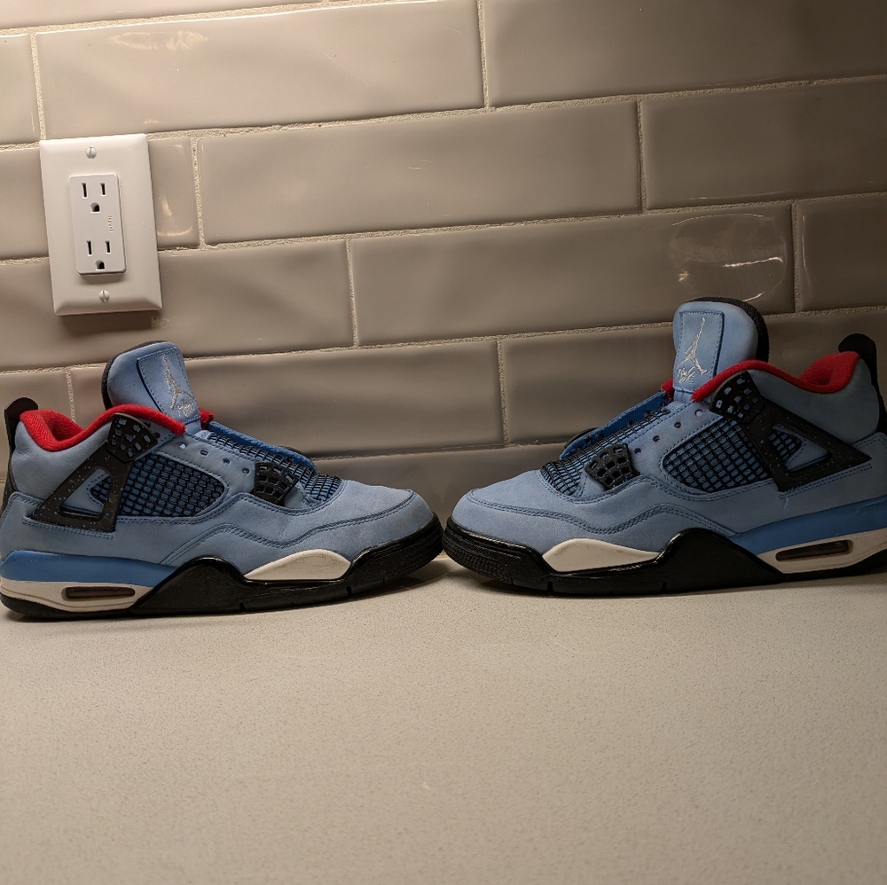 Jordan 4